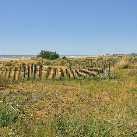 Bright Garden Near The Sea Apartman Bibione