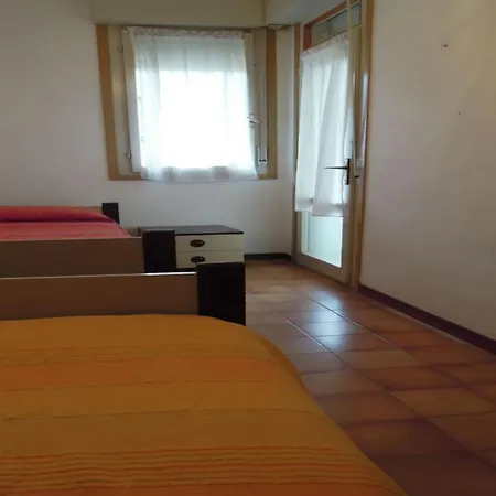 Apartment Bright Garden Near The Sea Bibione